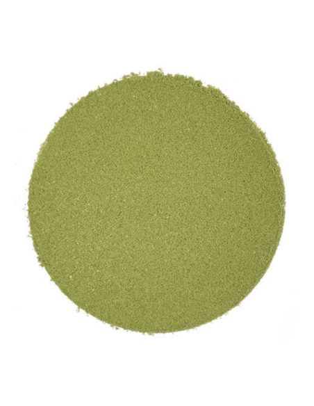 Matcha-Tee mit Heidelbeeren