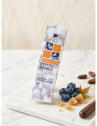 Milk chocolate bar with maple nuggets